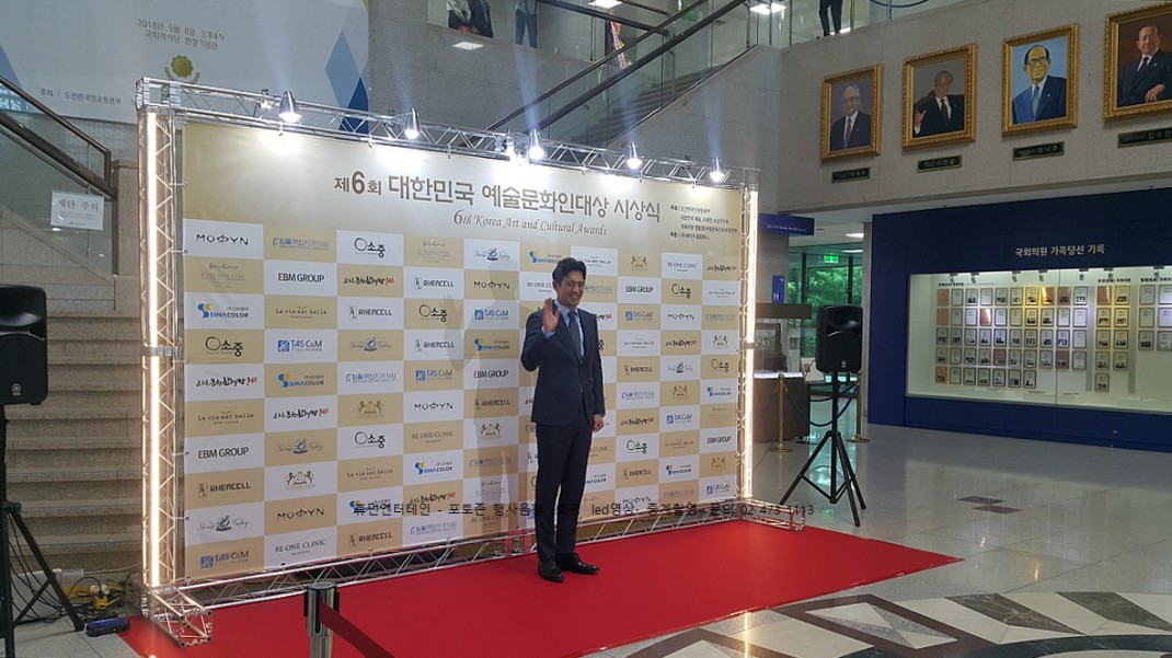 7411723ee6774995387672977d763127_1713167